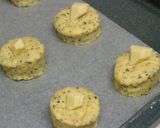 にこにこスコーン焼き白チョコをかぶるの巻作り方9写真