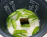 さやを使って炊くグリーンピースご飯作り方4写真