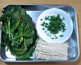 ほうれん草とエノキとあげのあごだし味噌汁作り方4写真