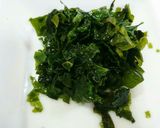 ぷちおかず♥根野菜とワカメの豚肉炒め作り方1写真