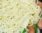 ソーセージソース焼きそば☆ニンニクの芽入作り方3写真