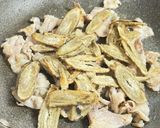 ごぼうと豚肉のカレー炒め作り方6写真