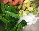 絹さやとアボカドトマトのイタリアンサラダ作り方6写真