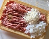 お弁当に！冷凍保存で便利♡ミートボール作り方1写真