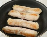 食べやすくカット♪甘辛肉巻きご飯作り方3写真