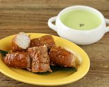 食べやすくカット♪甘辛肉巻きご飯作り方5写真