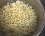 旨辛☆たっぷりレタスのアジア風そば飯作り方1写真