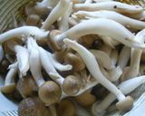 シンプルでおいしい☆しめじご飯作り方1写真