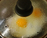 簡単昼食　しょうが焼目玉丼作り方5写真