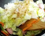 魚肉ソーセージでチャンプルー風焼きうどん作り方4写真