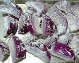 レッドオニオンの一口揚げ♪作り方1写真