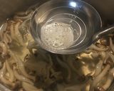 しめじとしその葉の味噌汁作り方2写真