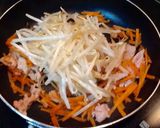 豚コマと残り野菜一纏め〜鳥の巣ごもり弁当作り方5写真
