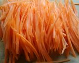 塩レモンでさっぱり♪ささみと人参のパスタ作り方1写真