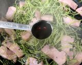 豆苗とベーコンのペッパー醤油作り方5写真