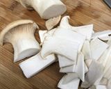 えんどう豆とエリンギの麻婆作り方1写真