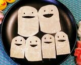 ギョーザの皮でデコ♪作り方1写真