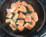 簡単♡鮭の揚げ焼きレモン風味のマヨソース作り方5写真