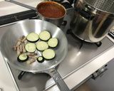 ナスとしめじのトマトソースパスタ作り方4写真