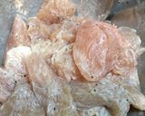 ＊少ない油で！梅のチキンスティック＊作り方1写真