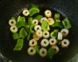 ピーマンと竹輪の胡麻マヨネーズ炒め作り方3写真