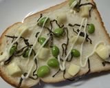 バジル＊レモン香る❀枝豆の塩昆布トースト作り方3写真