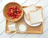 ☆さくらんぼのクリームチーズパン☆作り方1写真