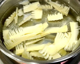 たけのことわかめのお味噌汁♡ 旬♪作り方1写真