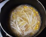 うちのお味噌汁 豚ひき肉＆もやし＆コーン作り方3写真