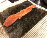 サーモンとアボカドの生ハム巻き寿司作り方5写真