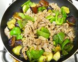 豚ロース薄切り肉なすピーマンの味噌炒め作り方8写真