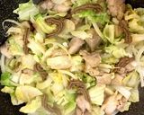 時短簡単鶏もも肉の野菜炒め作り方4写真