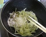 鮭フレークとほうれん草のクリームパスタ作り方3写真