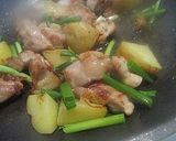 甘酒に漬けた鶏肉と新じゃがの炒め焼き作り方7写真