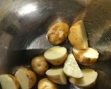 新じゃが春キャベツ鶏のオイコチュマヨ炒め作り方1写真