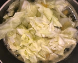 甘くて旨い！さつま芋とキャベツの味噌汁作り方3写真