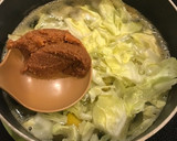 甘くて旨い！さつま芋とキャベツの味噌汁作り方4写真