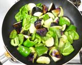 豚ロース薄切り肉なすピーマンの味噌炒め作り方4写真