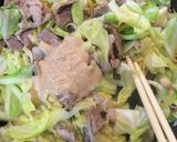 キャベツと豚肉の胡麻味噌炒め♪作り方5写真