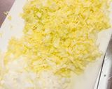春キャベツと新玉ねぎのふわふわ♪鶏メンチ作り方1写真
