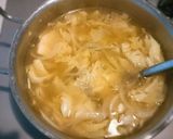 簡単☆玉葱とキャベツの中華スープ作り方4写真