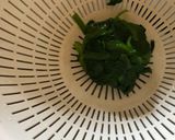 ニラとめかぶの和え物&しらす乗せ作り方3写真