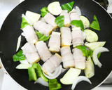 豚ばら肉巻き厚揚げと野菜★焼肉のたれ焼き作り方5写真