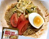 蒸し鶏のキムチ和えの冷麺作り方7写真