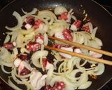 タコとじゃがいものバジリコ炒め作り方4写真