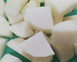 圧力鍋で❤トントロ（ネック）と大根の煮物作り方1写真