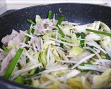 【絶品】アレンジ焼きそば♪塩ニンニク味♪作り方2写真