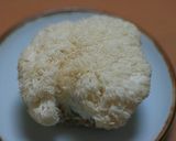 ヤマブシタケと豚肉のオイスター炒め作り方1写真
