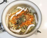 お鍋ひとつで完成☆マイルド辛ラーメン作り方2写真