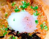 味噌汁で作る温泉卵のせキムチ雑炊。作り方1写真